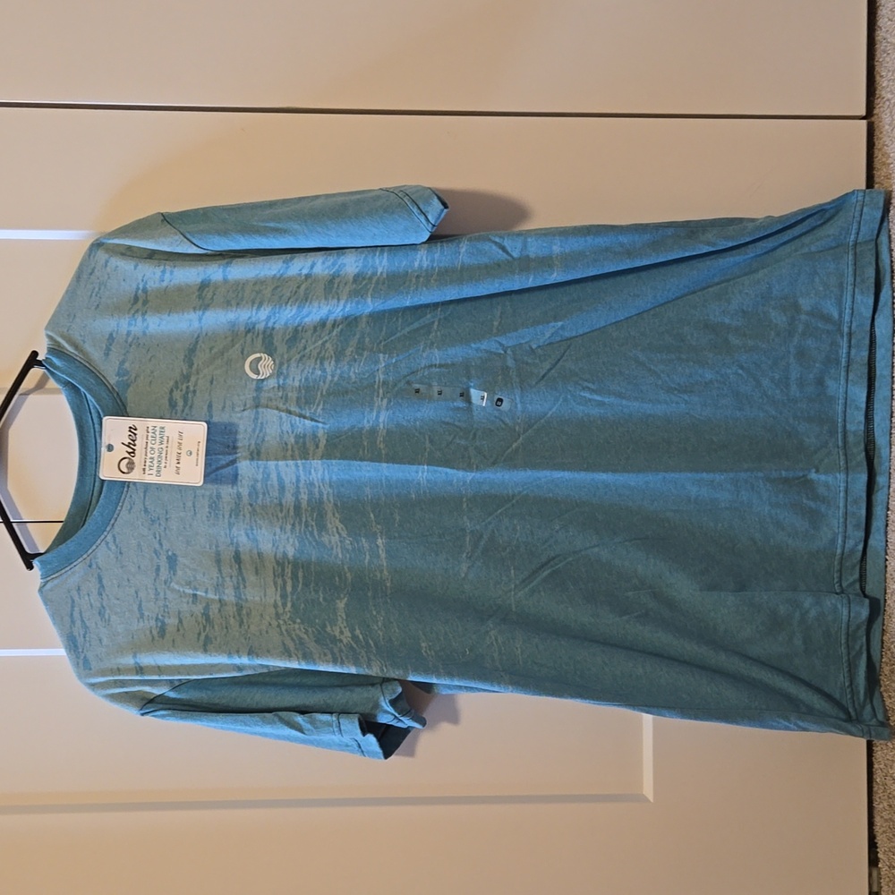 Oshen distressed mens tee NWT